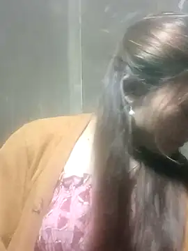 jjennyyy online show from 4, 3, 2026