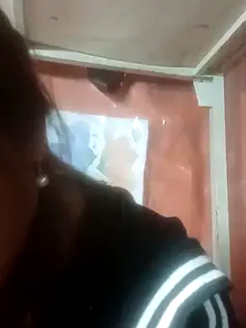 jjennyyy online show from 8, 3, 2026