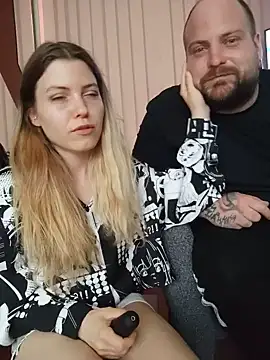MochiNy4n online show from 5, 6, 2026