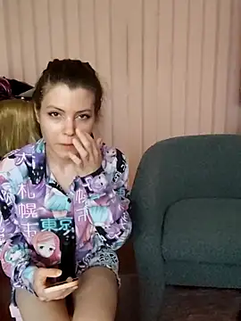 MochiNy4n online show from 16, 6, 2026