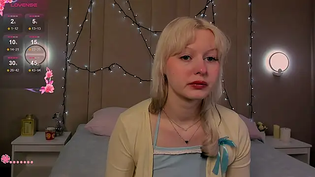 AdeleSilvy online show from 17, 3, 2026