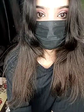hotyjiyaaaa online show from 27, 3, 2026