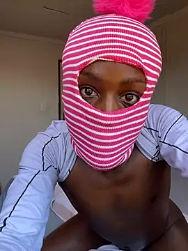 Snapshot of HotTwink_ZAR chatting on 7, 2, 2026 HotTwink ZAR online show from 7, 2, 2026