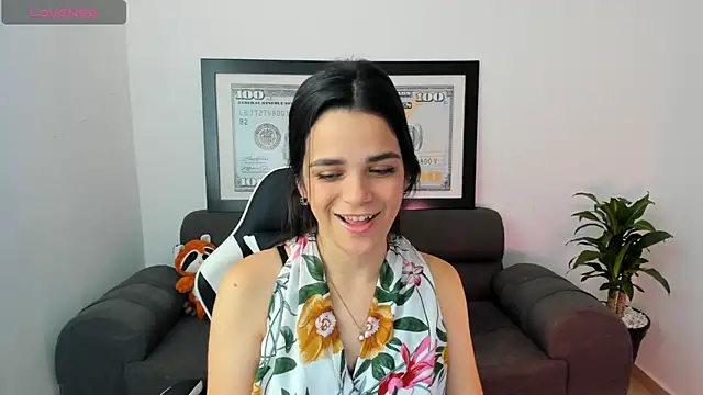 LucianaMoreau online show from 18, 1, 2026