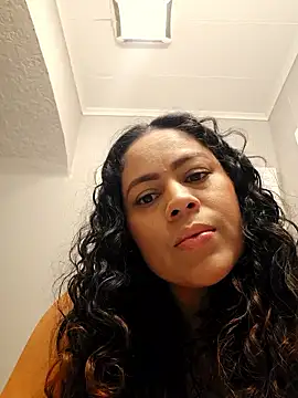 Snapshot of _Zhamira chatting on 1, 3, 2026 Zhamira online show from 1, 3, 2026