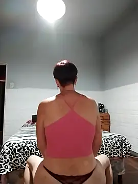 Snapshot of Juguetonafogosa5 chatting on 2, 2, 2026 Juguetonafogosa5 online show from 2, 2, 2026