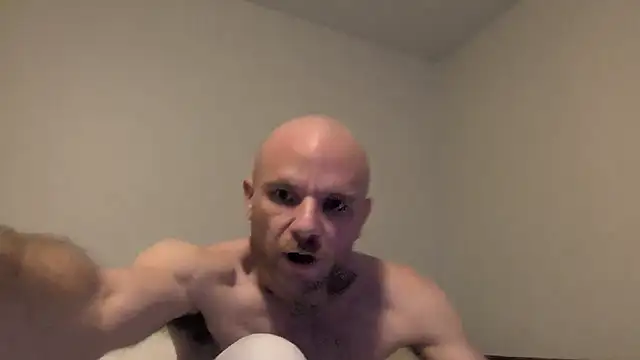 Snapshot of FrankieFuckMe chatting on 5, 2, 2026 FrankieFuckMe online show from 5, 2, 2026