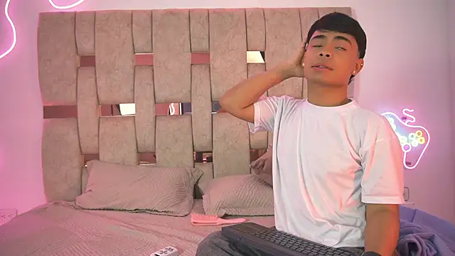 LiamJaxon online show from 6, 2, 2026