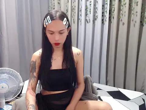 LOVELYMAYUMIE online show from 8, 12, 2024