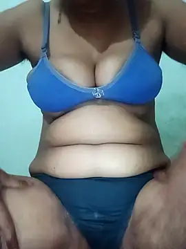 sexyqueen558 online show from 12, 2, 2026