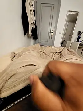 crazygu14456 online show from 12, 2, 2026