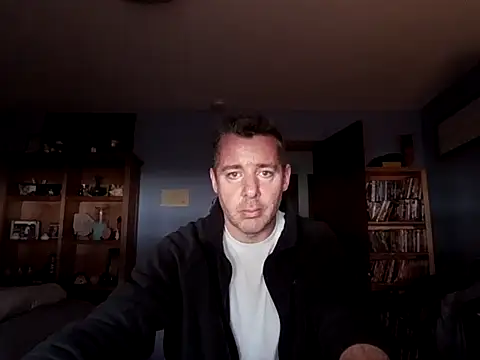 chrisw8140 online show from 8, 2, 2026