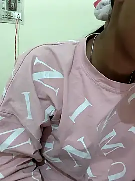 Snapshot of Aaradhna-_hoy chatting on 2, 3, 2026 Aaradhna- hoy online show from 2, 3, 2026