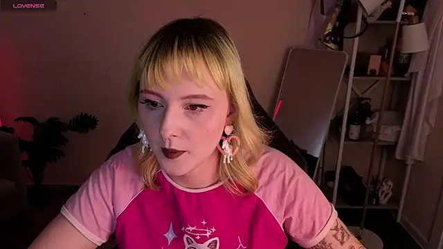 Roziett Belle online show from 26, 3, 2026