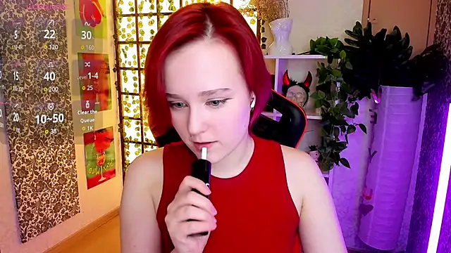 Ellie Heavenly online show from 19, 4, 2026