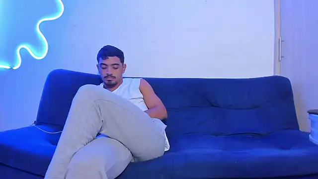 valeria huston online show from 2, 2, 2026