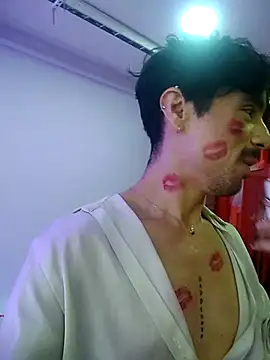 Ethan Briggs  online show from 9, 2, 2026