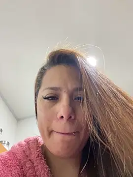 Pretty  Milf online show from 18, 3, 2026