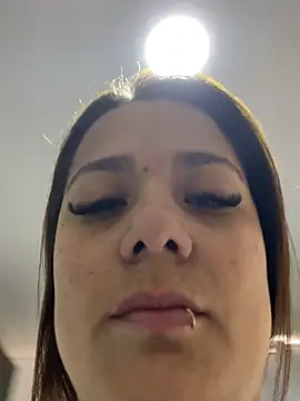 Pretty  Milf online show from 21, 3, 2026