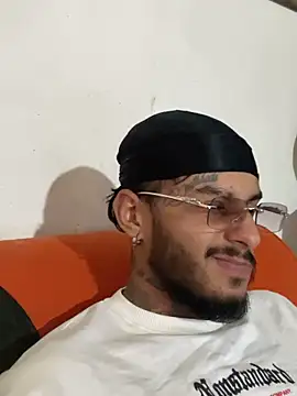 Snapshot of liyamjunior chatting on 23, 2, 2026 liyamjunior online show from 23, 2, 2026