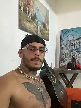 Snapshot of liyamjunior chatting on 27, 2, 2026 liyamjunior online show from 27, 2, 2026