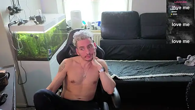 Rayzel White online show from 9, 2, 2026