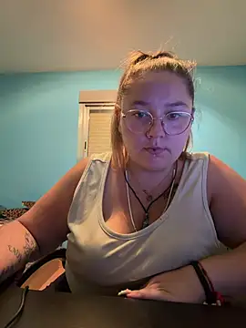 Snapshot of _maracr19_ chatting on 14, 7, 2026 maracr19 online show from 14, 7, 2026