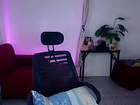 Callmesuesue online show from 2, 3, 2026