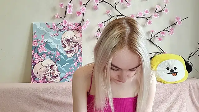MisaMew online show from 25, 7, 2026