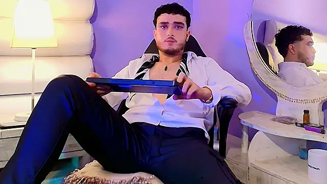 Snapshot of Salvattore_Muller chatting on 1, 2, 2026 Salvattore Muller online show from 1, 2, 2026