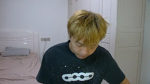 Chocolates-001 online show from 18, 3, 2026