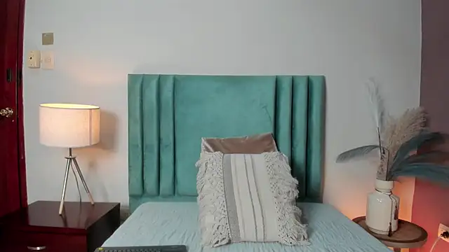 Snapshot of TessaMonroee chatting on 3, 2, 2026 TessaMonroee online show from 3, 2, 2026