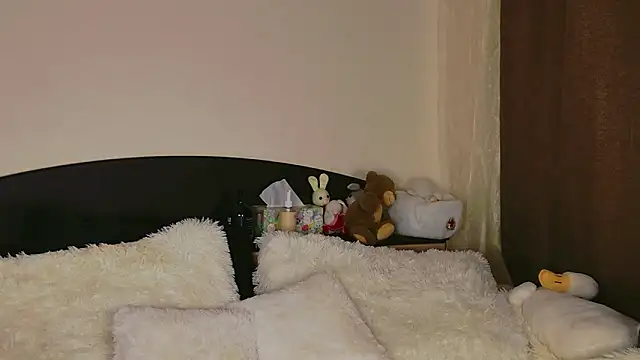 Snapshot of SilverHanna chatting on 21, 6, 2026 SilverHanna online show from 21, 6, 2026