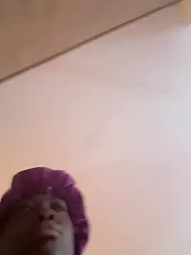 icelyne 2001 online show from 15, 3, 2026