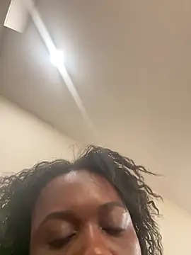 icelyne 2001 online show from 9, 8, 2026