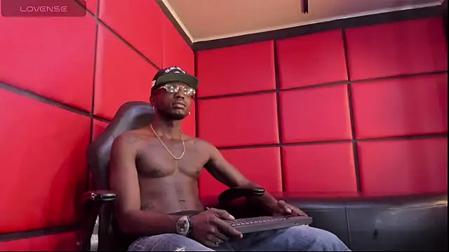 Snapshot of Jeff_Black99 chatting on 27, 2, 2026 Jeff Black99 online show from 27, 2, 2026