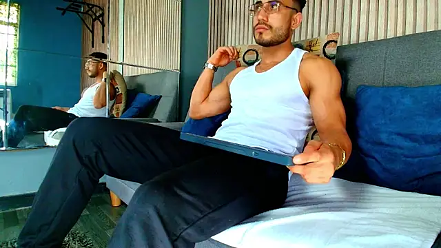 Snapshot of Vans_Ross chatting on 18, 2, 2026 Vans Ross online show from 18, 2, 2026