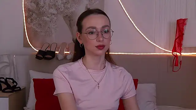 Emily Simon online show from 18, 3, 2026