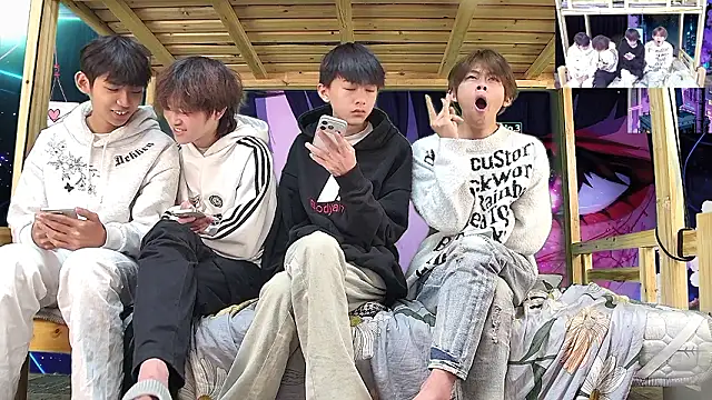 xiaohuangren01 online show from 13, 3, 2026