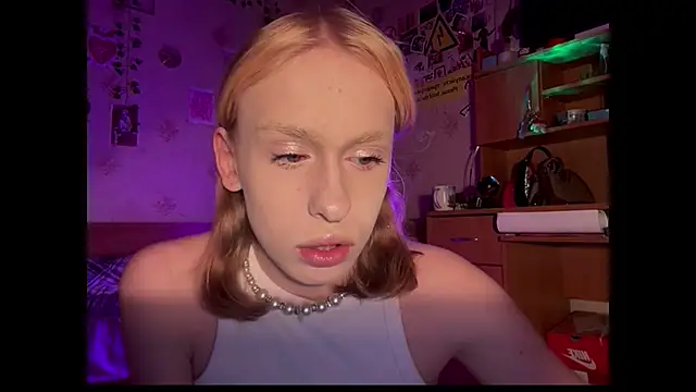 Snapshot of miss_barbie111 chatting on 16, 1, 2026 miss barbie111 online show from 16, 1, 2026