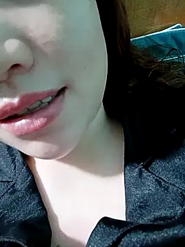 lylinhjim online show from 8, 2, 2026