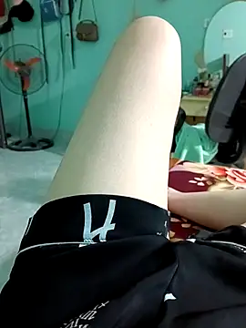 lylinhjim online show from 1, 3, 2026