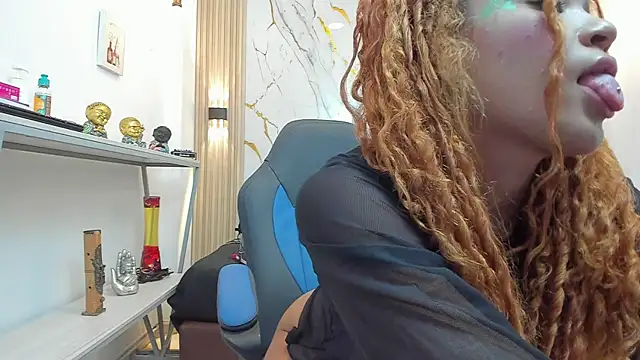 Snapshot of Zoey_Taylor07 chatting on 14, 3, 2026 Zoey Taylor07 online show from 14, 3, 2026