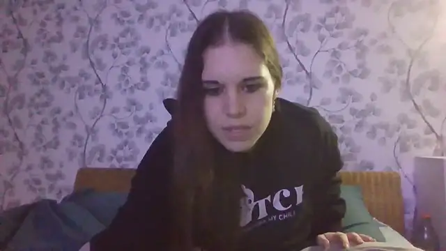 Snapshot of NyraLuna chatting on 1, 2, 2026 NyraLuna online show from 1, 2, 2026