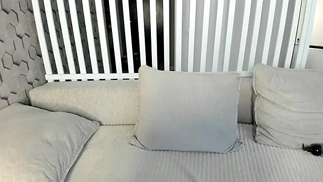 caelestisss online show from 8, 3, 2026