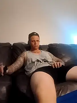 ThickaThuckDick07 online show from 21, 4, 2026