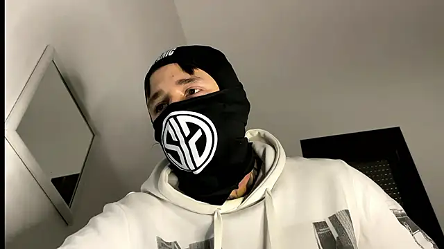 Snapshot of COLOMBIAN20CM chatting on 6, 3, 2026 COLOMBIAN20CM online show from 6, 3, 2026