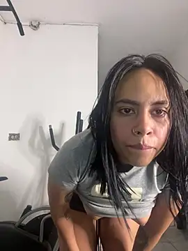 CarolinaRaven online show from 5, 4, 2026