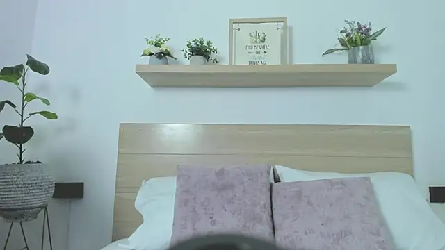 Snapshot of ivette_swan chatting on 12, 2, 2026 ivette swan online show from 12, 2, 2026