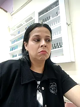 Snapshot of RossyAlvarez chatting on 24, 6, 2026 RossyAlvarez online show from 24, 6, 2026